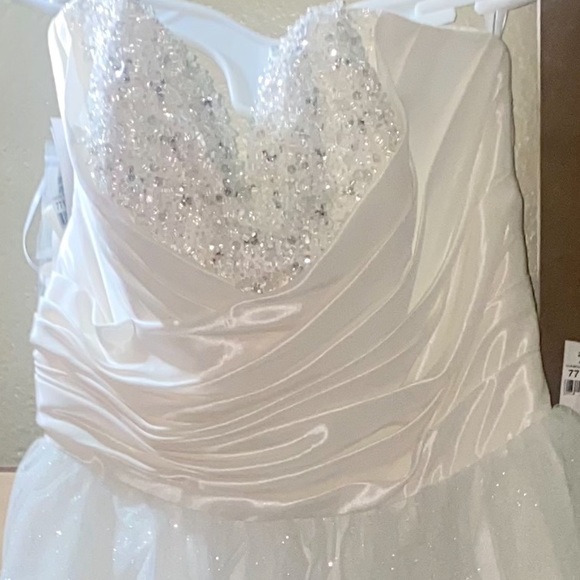 - the picture doesn’t give it justice - apologies for the bad lighting. - Picture 3 of 3